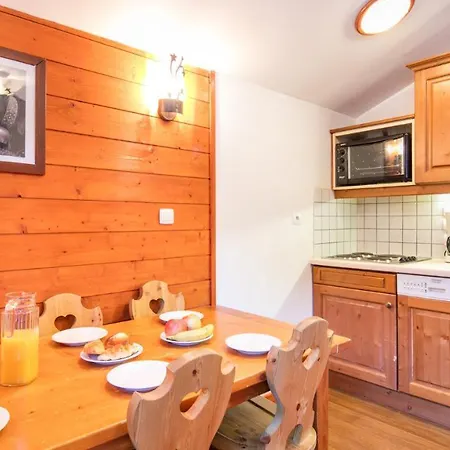 Aparthotel Vacanceole - Les De La Ramoure 3*